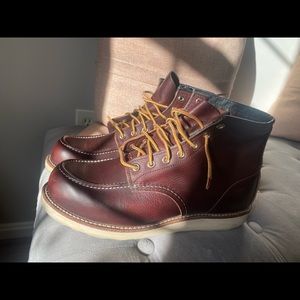 Men’s Red Wing boots . Beautiful leather, Brown sz 9
